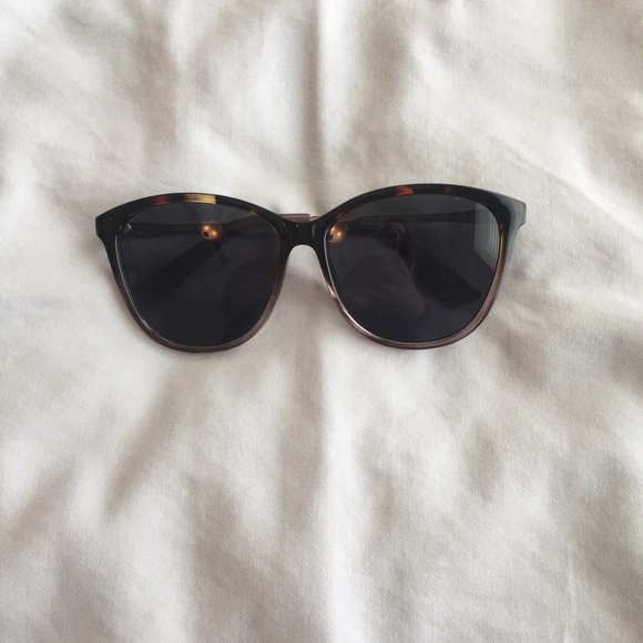 Lucky Brand Accessories - Lucky Brand Purple/Tortoise Sunglasses